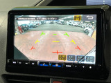 【バックカメラ】駐車時に後方がリアルタイム映像で確認できます。大型商業施設や立体駐車場での駐車時や、夜間のバック時に大活躍!運転スキルに関わらず、今や必須となった装備のひとつです!