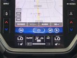 【純正メーカーナビ】ナビゲーション機能はもちろん、多彩なメディアをお使いいただけます。フルセグTV、Bluetooth、USB接続も可能!