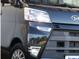 【車屋】として、長く車業界に従事した経験豊富なスタッフが在籍しております。