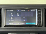 Bluetooth対応、CD再生機能付き。お好きな音楽を聴きながらのドライブは楽しいですよね〜♪