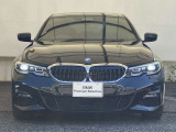 ★弊社のお車をご覧頂きありがとうございます。弊社は千葉県にあるBMW正規ディーラー店ですので安心してご検討下さい。全国各BMWディーラーにて保証サービスも受けられますので遠方のお客様もご安心下さい。★