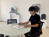 弊社在庫車両はすべて、入庫段階での客観的且つ厳正な車両チェック(第3者機関日本査定協会による査定)を実施しております。メーター改ざん車、修復歴車などは一切ございません。ご安心の上ご検討ください。
