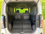 普段のお買い物や通勤、送迎等に十分な荷室スペースを確保しております。セカンドシートを倒すと、大きな荷物の積載も可能です♪