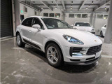 快適な環境で、厳選されたポルシェ認定中古車を常時展示。世界水準の品質、そして信頼性の高い確かなポルシェをご体感ください。