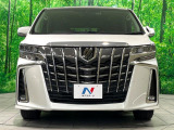 弊社では、全車『修復歴なし』のお車のみ取り扱っております。専任バイヤーによる厳選した仕入れの後、入庫後の車両チェックを行い、ネクステージが認定した高品質な中古車をご提供しております。
