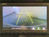 バックでの車庫入れも安心です! リアカメラが付いているバックモニター付のナビを装備しております。操作線もついており距離感も画面から確認できます。