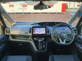 セレナ 2.0 ハイウェイスター V 4WD 