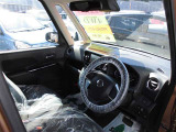 見晴らしの良い運転席。
