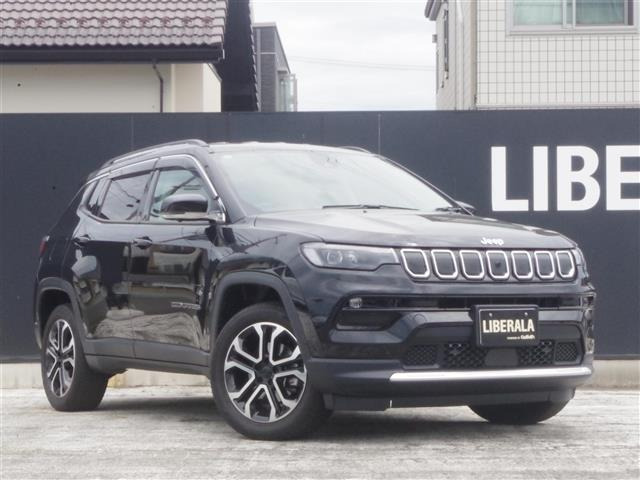 コンパス リミテッド 4WD 本革シート