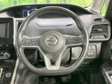 【純正革巻きステアリング】上質な革を使用することで、手にしっかり馴染みとても運転しやすいハンドルです♪
