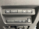 気になる車はすぐにお問い合わせください!画面右側の0066から始まる無料ダイヤルからお問い合わせ下さい!専門スタッフがお車のご質問にお答えいたします!