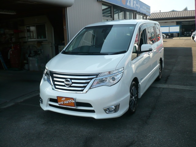 セレナ 2.0 ハイウェイスター S-HYBRID 