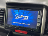 【純正ナビ】人気の純正ナビを装備しております。ナビの使いやすさはもちろん、オーディオ機能も充実!キャンプや旅行はもちろん、通勤や買い物など普段のドライブも楽しくなるはず♪