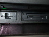 CD&DVD、ETCカード挿入口