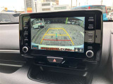 バックガイドモニターで、後方を確認しながら安心して駐車することができます。運転初心者も熟練者も必須の機能ですよ!