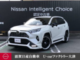 好きにまみれろ! 5代目RAV4。SUVらしい力強いデザインと、運転席からの良好な視界が魅力です。