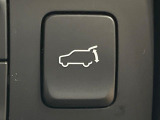 【パワーバックドア】スマートキーや運転席のボタンを押すだけでリアゲートが自動で開閉します!荷物を持っている時や、高い位置にあるバックドアを閉める際に便利な機能です♪