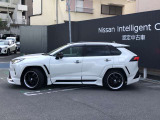 TRD「Street Monster」エアロで、走破性に加えて、エレガントさも加えました。