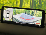 【360°ビューモニター】専用のカメラにより、上から見下ろしたような視点で360度クルマの周囲を確認することができます☆死角部分も確認しやすく、狭い場所での切り返しや駐車もスムーズに行えます。