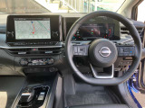 視界も広くゆったりとしているので、どなたでも運転しやすい車になっています!.