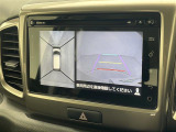 【 全方位カメラ 】上から見下ろしたように駐車が可能です。安心して縦列駐車も可能です。
