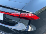 ご納車前に行います点検100項目におきまして、専用のテスターやツールを用いて細かな診断を行います。