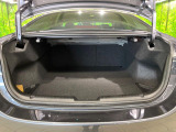 後席を格納すると、これだけの広さが!シーンに合わせたシートアレンジで、大きな荷物も積むことが出来ます♪