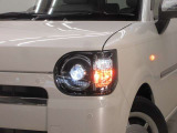 LEDヘッドライトです。デザイン性がよくとても明るいので、夜間の走行や悪天候でも安心です。しかも長寿命!