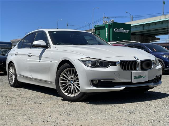 3シリーズセダン320d ラグジュアリー本革シート 修復歴無し