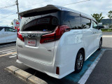 当店の車両は大量仕入れ、大量販売を行っておりますので、お客様にお安くご提供させていただいております。