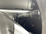 【オートライト(AUTO)】外の明るさをシステムが感知して、自動でヘッドライトが点灯します!ヘッドライトをつけ忘れを防ぐ便利機能です。