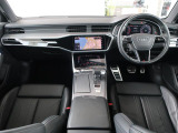 Audi Approved大阪南は正規ディーラーであることはもちろんのこと、保険代理店でもあります。セールススタッフは保険の有資格者ですので保険のご相談もお任せください。