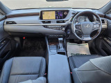 ES 300h バージョンL 本革シート サンルーフ