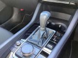 MTモード付です!MT感覚でシフトチェンジできます。MT車が少なくなってきた現在に面白さを取り入れた装備です。走る歓びを!