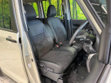 運転席シート廻りは使用感も少なく、良好な状態となっています。丁寧に使われていたことがよくわかりますね。