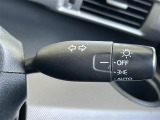 【オートライト(AUTO)】外の明るさをシステムが感知して、自動でヘッドライトが点灯します!ヘッドライトをつけ忘れを防ぐ便利機能です。