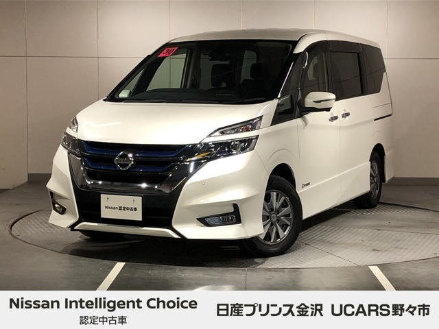 セレナ 1.2 e-POWER ハイウェイスター V 