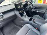 運転席・助手席の俯瞰視点です!乗った際のイメージが湧きますね!