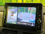 【アラウンドビューモニター】専用のカメラにより、上から見下ろしたような視点で360度クルマの周囲を確認することができます☆死角部分も確認しやすく、狭い場所での切り返しや駐車もスムーズに行えます。