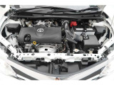 エンジンルームの樹脂部分は丁寧に磨いてツヤをだしています。当社の中古車のエンジンルームクリーニングはとても自信があります★