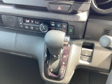 電子パーキングブレーキ搭載でオートブレーキホールドも装備(^^)/信号待ちなどで重宝しますよ〜(*^_^*)