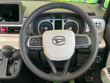 【ステアリングスイッチ】運転中、前方から目線をそらすことなく、オーディオ等の操作が可能な便利機能!安心&快適なドライブを演出してくれます♪