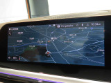 BMW iDriveナビゲーションシステム。ワイドで視認性に優れたスクリーン。