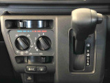 ATシフトで運転も楽々です。