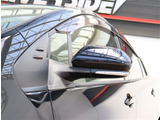 【車屋】として、長く車業界に従事した経験豊富なスタッフが多数在籍しております。
