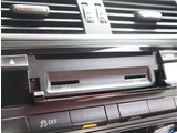 『1台』のお車に対して、3名体制で日々議論を重ね仕入れを行っております。