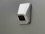 ナビゲーションを装着することでバックするとき後方の安全確認ができるバックカメラが付いてます