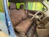 運転席シート廻りは使用感も少なく、良好な状態となっています。丁寧に使われていたことがよくわかりますね。