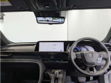 高級感のある運転席回り♪乗っていて落ち着けるデザインです。もちろん使い勝手もとても良いです。