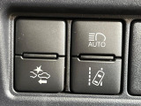 【トヨタセーフティセンス】走行中に前方の車両等を認識し、衝突しそうな時は警報とブレーキで衝突回避と被害軽減をアシスト。より安全にドライブをお楽しみいただけます。